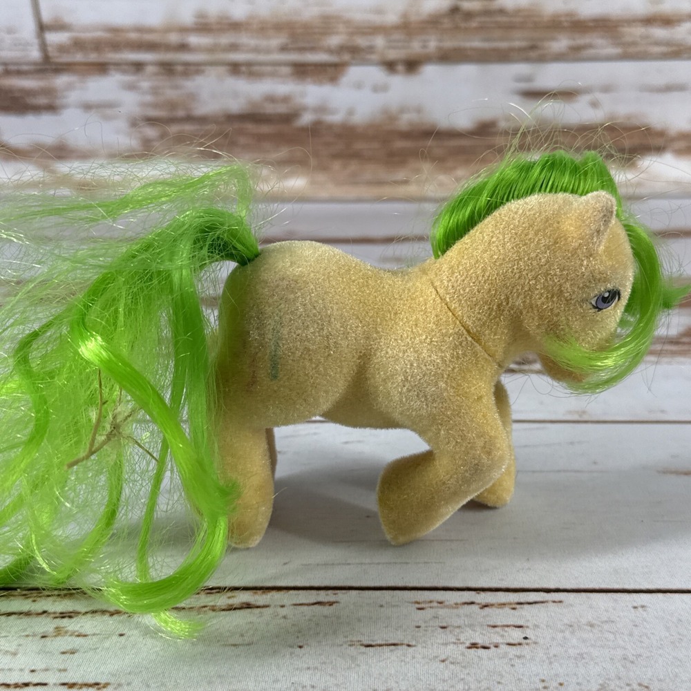 1985 Hasbro MLP G1 So Soft Magic Star Yellow Flocked Pony Figure
